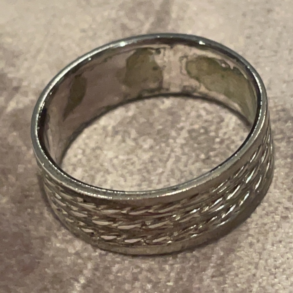 Vintage 925 Silver Textured Cigar Band Ring